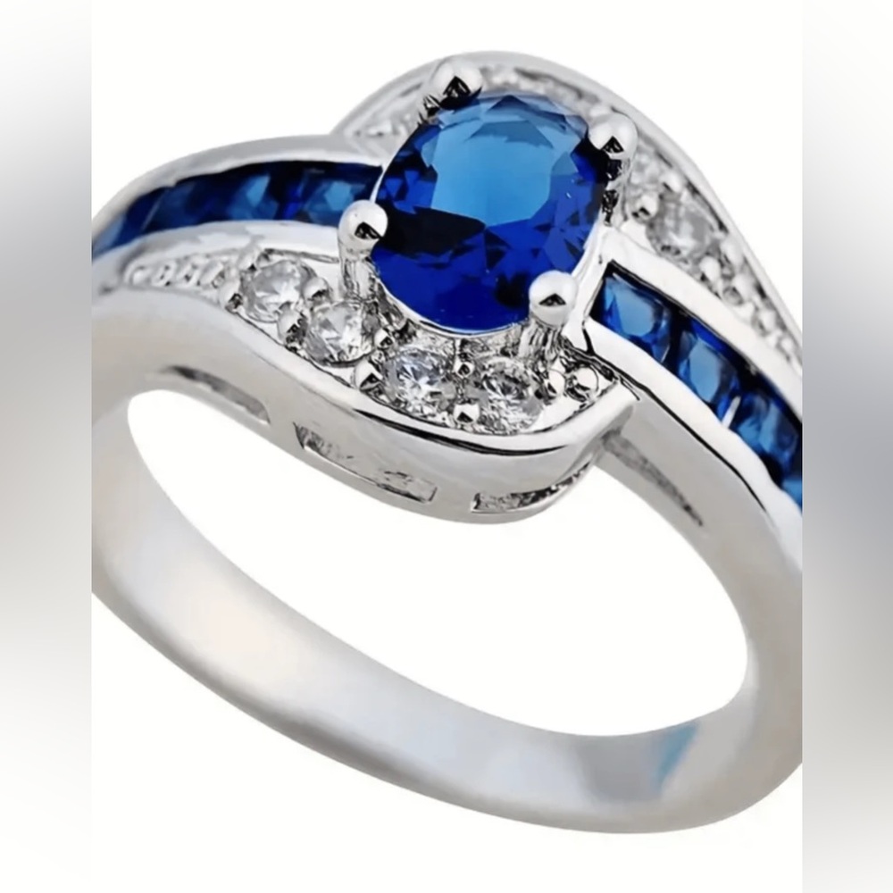 Emerald Wedding Ring - image 8